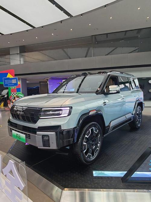 佛山118比亚迪方程豹硬派越野的爆款，英菲尼迪35周年与你共成长